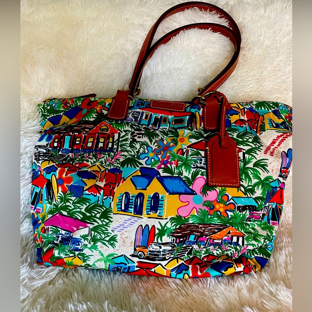SOLD Dooney & Bourke Purse